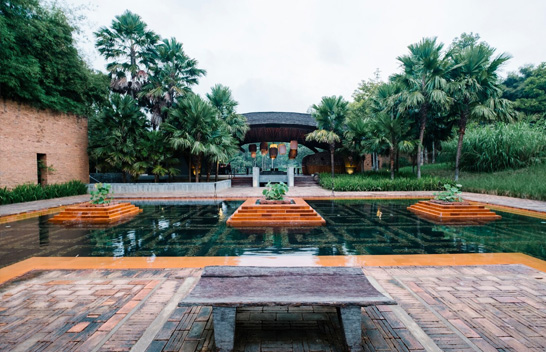 residential landscape designers in Estero FL near me